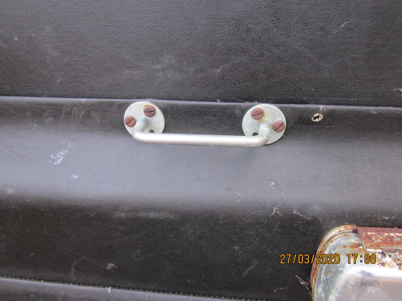 [Image: 20200327191145-9cb1437f-me.jpg]